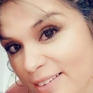 Meet your Posher, Elena